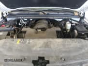 ✅ 2019 Chevrolet Suburban LT • VIN: 1GNSKHKC1KR212629 • Lot: 79246744. Wystawiony na Copart z przebiegiem 82 974 mil. Bezpłatny archiwum sprzedaży aukcyjnych z USA i szczegółowy raport historii pojazdu na DreamBid. Zdjęcie 12.