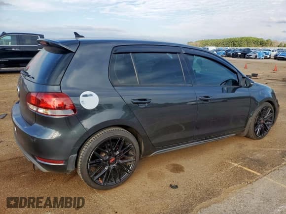 ✅ 2014 Volkswagen Golf GTI Wolfsburg Edition • VIN: WVWHD7AJ7EW002811 • Lot: 93203995. Wystawiony na Copart z przebiegiem 93 023 mil. Bezpłatny archiwum sprzedaży aukcyjnych z USA i szczegółowy raport historii pojazdu na DreamBid. Zdjęcie 3.