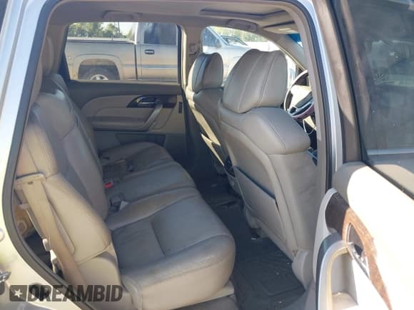 ✅ 2011 Acura MDX Technology • VIN: 2HNYD2H65BH532574 • Lot: 43433449. Wystawiony na IAAI z przebiegiem Nie podano. Bezpłatny archiwum sprzedaży aukcyjnych z USA i szczegółowy raport historii pojazdu na DreamBid. Zdjęcie 8.