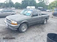 ✅ 1998 Ford Ranger XL • VIN: 1FTYR14U6WTA17808 • Lot: 42699937. Wystawiony na IAAI z przebiegiem 132 657 mil. Bezpłatny archiwum sprzedaży aukcyjnych z USA i szczegółowy raport historii pojazdu na DreamBid. Zdjęcie 2.