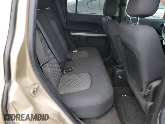 2007 Chevrolet HHR LT z VIN 3GNDA23D77S601554, wystawiony jako Copart lot #67081144 z przebiegiem 184 706 mil mil oraz Szkoda całkowita • Salvage title. Historia ofert i sprzedaży dostępna na DreamBid. Obrazek 10.