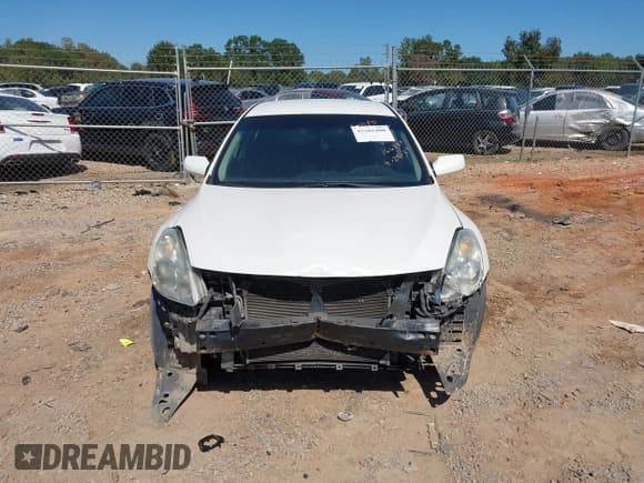 ✅ 2011 Nissan Altima S • VIN: 1N4AL2AP6BC166839 • Лот: 43365480. Опубликован ранее на IAAI с пробегом 197 712 миль. Бесплатный доступ к архиву аукционных продаж из США и подробный отчёт об истории автомобиля на DreamBid. Изображение 12.