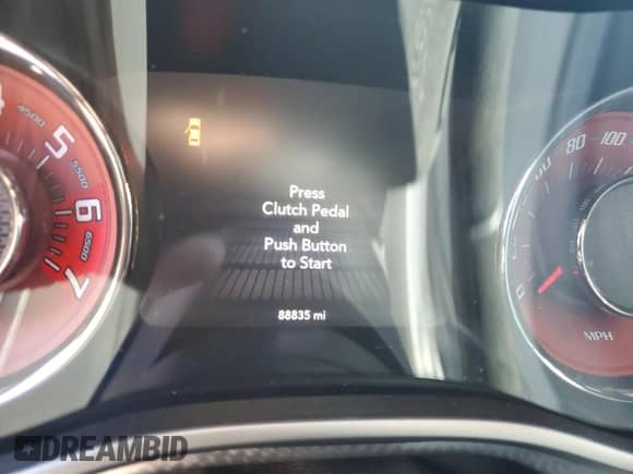 ✅ 2015 Dodge Challenger SRT Hellcat • VIN: 2C3CDZC97FH885676 • Lot: 86626175. Wystawiony na Copart z przebiegiem 88 835 mil mil. Skorzystaj z bezpłatnego archiwum sprzedaży aukcyjnych z USA i zobacz szczegółowy raport historii pojazdu na DreamBid. Zdjęcie 9.