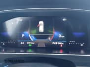 ✅ 2024 Volkswagen Tiguan SE R-Line Black • VIN: 3VVCB7AX2RM064886 • Lot: 43263058. Wystawiony na IAAI z przebiegiem 31 912 mil. Bezpłatny archiwum sprzedaży aukcyjnych z USA i szczegółowy raport historii pojazdu na DreamBid. Zdjęcie 7.