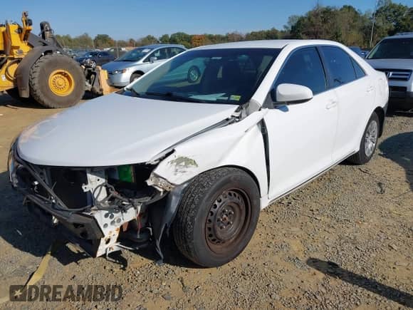 2012 Toyota Camry LE с VIN 4T1BF1FK2CU158189, выставлен на аукционе IAAI как лот 43503430 с пробегом 405 787 миль миль и . История ставок и продаж доступна на DreamBid. Изображение 2.