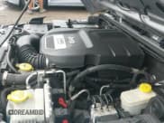 ✅ 2013 Jeep Wrangler Unlimited Sport • VIN: 1C4BJWDG0DL684925 • Lot: 43272414. Wystawiony na IAAI z przebiegiem 195 462 mil. Bezpłatny archiwum sprzedaży aukcyjnych z USA i szczegółowy raport historii pojazdu na DreamBid. Zdjęcie 21.