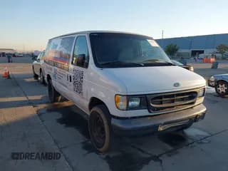 ✅ 1999 Ford E-Series Commercial • VIN: 1FTPE2423XHA54251 • Лот: 41038213. Опубликован ранее на IAAI с пробегом 229 554 миль. Бесплатный доступ к архиву аукционных продаж из США и подробный отчёт об истории автомобиля на DreamBid. Изображение 1.