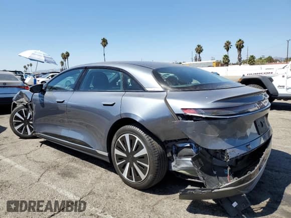 ✅ 2023 Lucid Air Pure • VIN: 50EA1PFA3PA007664 • Lot: 70592925. Wystawiony na Copart z przebiegiem 13 380 mil. Bezpłatny archiwum sprzedaży aukcyjnych z USA i szczegółowy raport historii pojazdu na DreamBid. Zdjęcie 2.