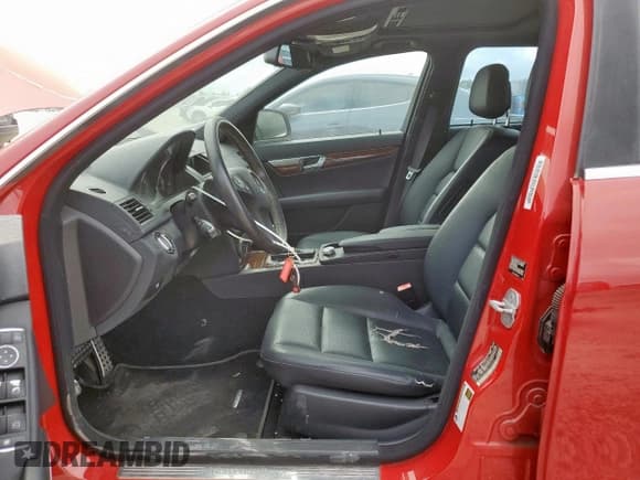 ✅ 2009 Mercedes-Benz C 300 Sport • VIN: WDDGF54X59F244468 • Lot: 93332245. Wystawiony na Copart z przebiegiem 237 435 mil. Bezpłatny archiwum sprzedaży aukcyjnych z USA i szczegółowy raport historii pojazdu na DreamBid. Zdjęcie 7.