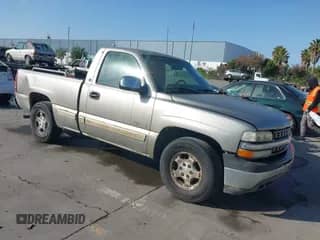 2002 Chevrolet Silverado 1500 with VIN 1GCEC14V72Z217536, listed as a IAAI auction lot 42115147 with 391,133 mi miles and . Bid and sale history available at DreamBid. Image 1.