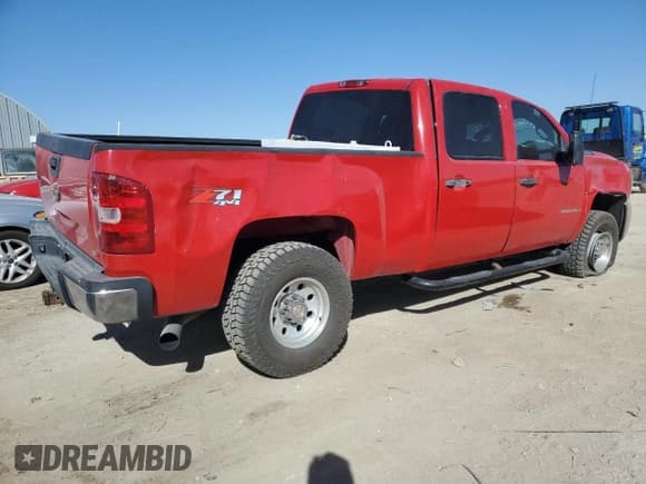 ✅ 2007 Chevrolet Silverado 2500HD 1LT • VIN: 1GCHK23617F522118 • Lot: 76400054. Wystawiony na Copart z przebiegiem 316 827 mil. Bezpłatny archiwum sprzedaży aukcyjnych z USA i szczegółowy raport historii pojazdu na DreamBid. Zdjęcie 3.