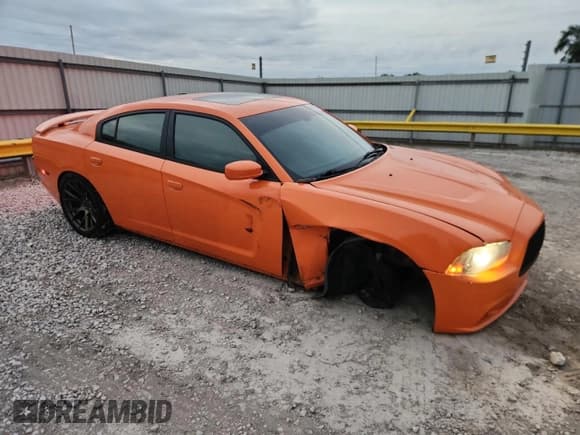 ✅ 2014 Dodge Charger RT Plus • VIN: 2C3CDXCT8EH161073 • Lot: 86599615. Listed on Copart with 130,576 mi. Free auction sales archive from the USA and detailed vehicle history report at DreamBid. Image 4.