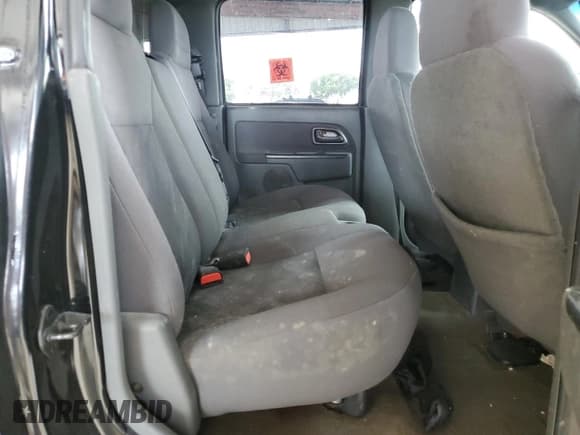 ✅ 2005 Chevrolet Colorado 1SC LS Z85 • VIN: 1GCCS136458198281 • Lot: 87018725. Wystawiony na Copart z przebiegiem 172 055 mil. Bezpłatny archiwum sprzedaży aukcyjnych z USA i szczegółowy raport historii pojazdu na DreamBid. Zdjęcie 11.