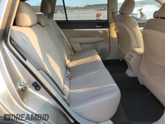 ✅ 2014 Subaru Outback Premium • VIN: 4S4BRBCC8E3218933 • Lot: 93277885. Listed on Copart with 144,633 mi. Free auction sales archive from the USA and detailed vehicle history report at DreamBid. Image 10.
