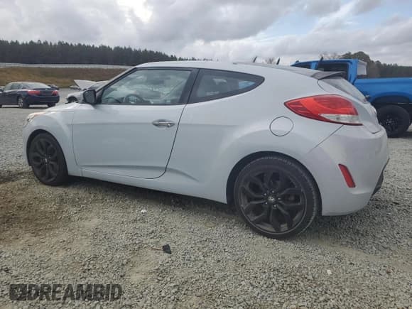 ✅ 2014 Hyundai Veloster • VIN: KMHTC6AD6EU213698 • Lot: 78961304. Wystawiony na Copart z przebiegiem 150 864 mil. Bezpłatny archiwum sprzedaży aukcyjnych z USA i szczegółowy raport historii pojazdu na DreamBid. Zdjęcie 2.