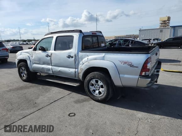 ✅ 2009 Toyota Tacoma PreRunner • VIN: 3TMJU62N19M090290 • Лот: 93693205. Опубликован ранее на Copart с пробегом 131 762 миль. Бесплатный доступ к архиву аукционных продаж из США и подробный отчёт об истории автомобиля на DreamBid. Изображение 2.