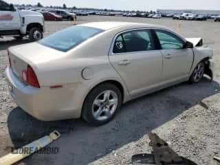 2010 Chevrolet Malibu 1LT z VIN 1G1ZC5E09AF179182, wystawiony jako Copart lot #66710284 z przebiegiem 70 670 mil mil oraz Szkoda całkowita • Salvage title. Historia ofert i sprzedaży dostępna na DreamBid. Obrazek 3.