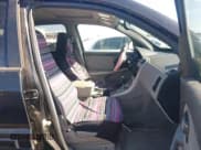 ✅ 2005 Chevrolet Equinox LT • VIN: 2CNDL63F056207946 • Лот: 41391681. Опубликован ранее на IAAI с пробегом 273 441 миль. Бесплатный доступ к архиву аукционных продаж из США и подробный отчёт об истории автомобиля на DreamBid. Изображение 5.