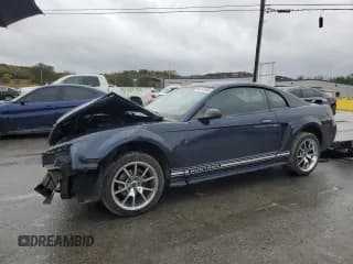 ✅ 2001 Ford Mustang Standard • VIN: 1FAFP40461F229299 • Lot: 90231885. Wystawiony na Copart z przebiegiem 189 776 mil. Bezpłatny archiwum sprzedaży aukcyjnych z USA i szczegółowy raport historii pojazdu na DreamBid. Zdjęcie 1.