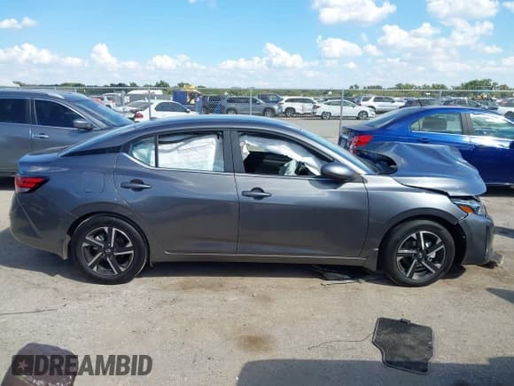 ✅ 2025 Nissan Sentra SV • VIN: 3N1AB8CV8SY233642 • Лот: 43391609. Опубликован ранее на IAAI с пробегом 288 миль. Бесплатный доступ к архиву аукционных продаж из США и подробный отчёт об истории автомобиля на DreamBid. Изображение 13.