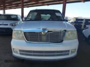 ✅ 2006 Lincoln Navigator Luxury • VIN: 5LMFU27556LJ16614 • Lot: 42565473. Wystawiony na IAAI z przebiegiem 222 112 mil. Bezpłatny archiwum sprzedaży aukcyjnych z USA i szczegółowy raport historii pojazdu na DreamBid. Zdjęcie 6.