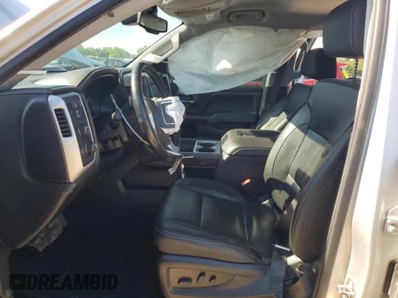 ✅ 2018 GMC Sierra 1500 SLT • VIN: 3GTU2NEC6JG602040 • Лот: 61049375. Опубликован ранее на Copart с пробегом 144 091 миль. Бесплатный доступ к архиву аукционных продаж из США и подробный отчёт об истории автомобиля на DreamBid. Изображение 7.