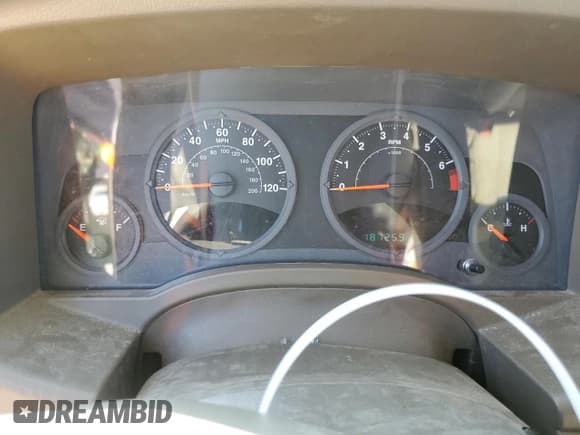 ✅ 2007 Jeep Compass Sport • VIN: 1J8FT47W27D315204 • Лот: 80205875. Опубликован ранее на Copart с пробегом 187 259 миль. Бесплатный доступ к архиву аукционных продаж из США и подробный отчёт об истории автомобиля на DreamBid. Изображение 9.