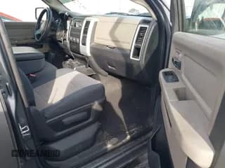 ✅ 2009 Dodge 1500 SLT • VIN: 1D3HB18P79S817608 • Lot: 38781894. Wystawiony na IAAI z przebiegiem 73 440 mil. Bezpłatny archiwum sprzedaży aukcyjnych z USA i szczegółowy raport historii pojazdu na DreamBid. Zdjęcie 5.