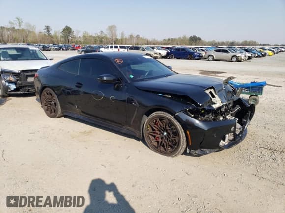 ✅ 2022 BMW M4 Competition • VIN: WBS33AZ06NCH60240 • Lot: 45311753. Listed on Copart with 23,396 mi. Free auction sales archive from the USA and detailed vehicle history report at DreamBid. Image 4.