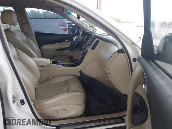 ✅ 2017 Infiniti QX50 • VIN: JN1BJ0RP1HM383038 • Lot: 43319432. Wystawiony na IAAI z przebiegiem Nie podano. Bezpłatny archiwum sprzedaży aukcyjnych z USA i szczegółowy raport historii pojazdu na DreamBid. Zdjęcie 5.