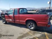 ✅ 2001 Chevrolet S-10 LS • VIN: 1GCCS19W718123902 • Лот: 74076194. Опубликован ранее на Copart с пробегом 103 827 миль. Бесплатный доступ к архиву аукционных продаж из США и подробный отчёт об истории автомобиля на DreamBid. Изображение 2.