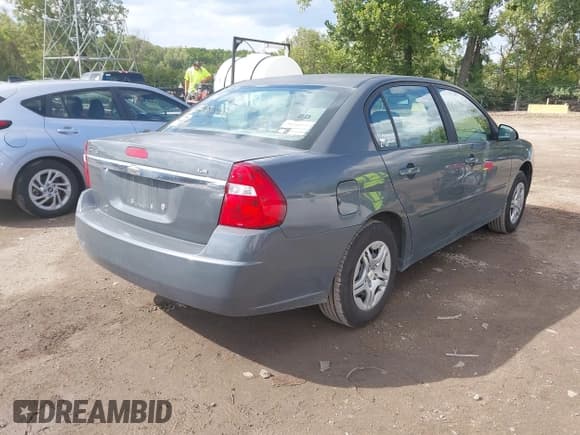 ✅ 2007 Chevrolet Malibu 1FL • VIN: 1G1ZS57F67F302658 • Лот: 43275466. Опубликован ранее на IAAI с пробегом 182 132 миль. Бесплатный доступ к архиву аукционных продаж из США и подробный отчёт об истории автомобиля на DreamBid. Изображение 4.