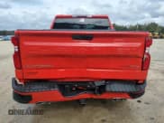 ✅ 2021 Chevrolet Silverado 1500 Custom • VIN: 3GCUYBEF0MG143793 • Lot: 79426384. Wystawiony na Copart z przebiegiem 121 920 mil. Bezpłatny archiwum sprzedaży aukcyjnych z USA i szczegółowy raport historii pojazdu na DreamBid. Zdjęcie 6.