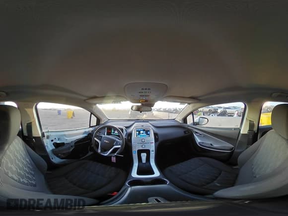 ✅ 2013 Chevrolet Volt • VIN: 1G1RA6E49DU121605 • Lot: 82759275. Wystawiony na Copart z przebiegiem 116 779 mil. Bezpłatny archiwum sprzedaży aukcyjnych z USA i szczegółowy raport historii pojazdu na DreamBid. Zdjęcie 15.