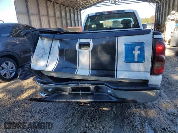 ✅ 2004 Chevrolet Silverado 1500 Work Truck • VIN: 1GCEC19V14E167476 • Лот: 84179414. Опубликован ранее на Copart с пробегом Не указан. Бесплатный доступ к архиву аукционных продаж из США и подробный отчёт об истории автомобиля на DreamBid. Изображение 6.