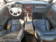 ✅ 2008 Jeep Commander Limited • VIN: 1J8HG58N68C239583 • Лот: 91465295. Опубликован ранее на Copart с пробегом 214 510 миль. Бесплатный доступ к архиву аукционных продаж из США и подробный отчёт об истории автомобиля на DreamBid. Изображение 8.