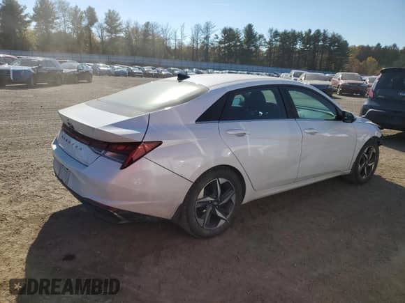2022 Hyundai Elantra SEL z VIN 5NPLN4AG1NH075561, wystawiony jako Copart lot #89709365 z przebiegiem 62 186 mil mil oraz Szkoda całkowita • Salvage title. Historia ofert i sprzedaży dostępna na DreamBid. Obrazek 3.