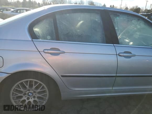 ✅ 1999 BMW 3 Series 328i • VIN: WBAAM5335XKG09109 • Lot: 87384704. Wystawiony na Copart z przebiegiem Nie podano. Bezpłatny archiwum sprzedaży aukcyjnych z USA i szczegółowy raport historii pojazdu na DreamBid. Zdjęcie 10.