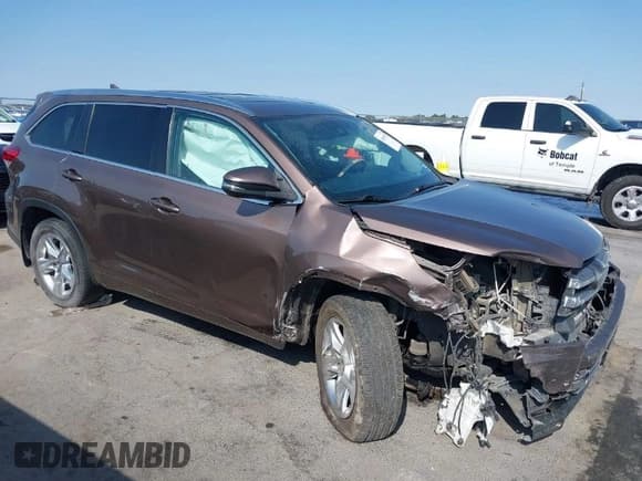 ✅ 2017 Toyota Highlander Limited • VIN: 5TDYZRFH2HS221036 • Lot: 40630991. Wystawiony na IAAI z przebiegiem 115 296 mil. Bezpłatny archiwum sprzedaży aukcyjnych z USA i szczegółowy raport historii pojazdu na DreamBid. Zdjęcie 1.