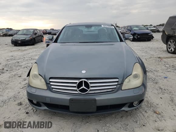 ✅ 2006 Mercedes-Benz CLS 500 • VIN: WDDDJ75X16A027763 • Lot: 82570885. Listed on Copart with 90,901 mi. Free auction sales archive from the USA and detailed vehicle history report at DreamBid. Image 5.