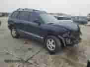 2004 Hyundai Santa Fe GLS с VIN KM8SC13D84U783292, выставлен на аукционе Copart как лот 44213045 с пробегом Не указан миль и Списание • Salvage title. История ставок и продаж доступна на DreamBid. Изображение 4.