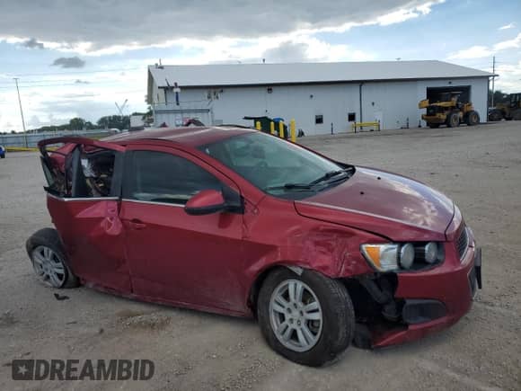 2015 Chevrolet Sonic LT с VIN 1G1JC5SH8F4128301, выставлен на аукционе Copart как лот 81758445 с пробегом 139 956 миль миль и Списание • Salvage title. История ставок и продаж доступна на DreamBid. Изображение 4.