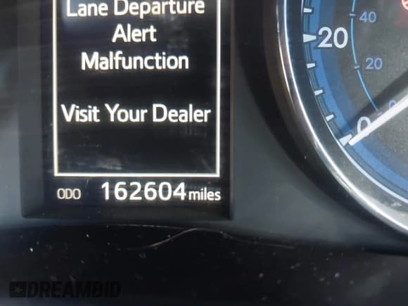 ✅ 2017 Toyota Corolla SE • VIN: 5YFBURHE2HP594335 • Lot: 43749513. Listed on IAAI with 162,604 mi. Free auction sales archive from the USA and detailed vehicle history report at DreamBid. Image 15.