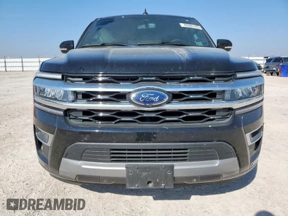 ✅ 2024 Ford Expedition Limited • VIN: 1FMJU1K8XREA78038 • Lot: 70385145. Listed on Copart with 17,837 mi. Free auction sales archive from the USA and detailed vehicle history report at DreamBid. Image 5.