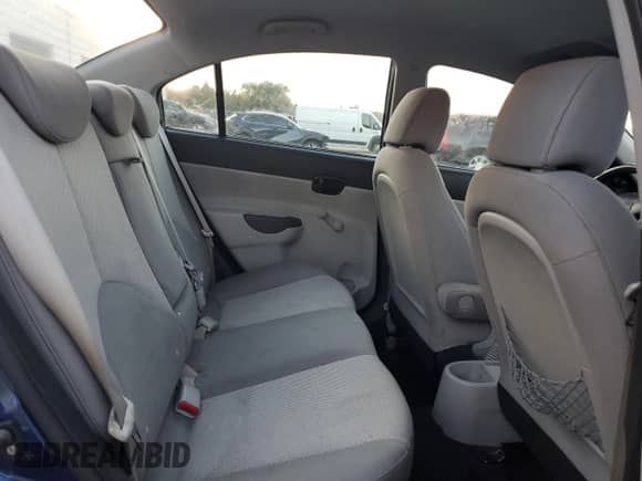 2011 Hyundai Accent GLS z VIN KMHCN4AC8BU617197, wystawiony jako Copart lot #78658214 z przebiegiem 130 327 mil mil oraz Szkoda całkowita • Salvage title. Historia ofert i sprzedaży dostępna na DreamBid. Obrazek 10.