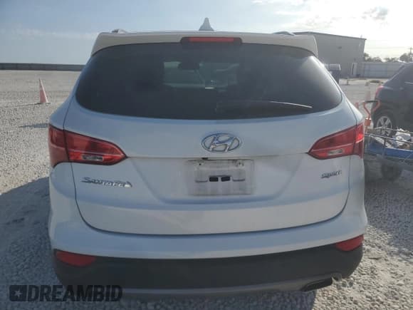 ✅ 2016 Hyundai Santa Fe • VIN: 5XYZU3LB3GG378683 • Лот: 87468455. Опубликован ранее на Copart с пробегом Не указан. Бесплатный доступ к архиву аукционных продаж из США и подробный отчёт об истории автомобиля на DreamBid. Изображение 6.
