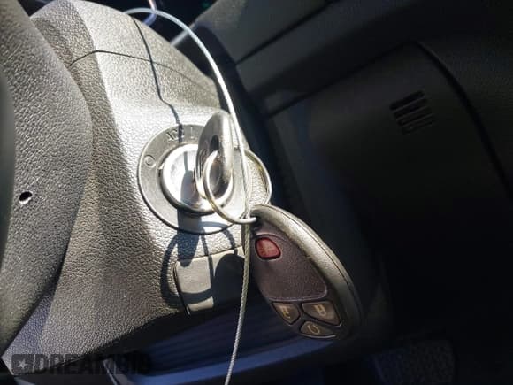 ✅ 2015 Chevrolet Traverse LT • VIN: 1GNKRGKD5FJ292200 • Lot: 43601906. Wystawiony na IAAI z przebiegiem 165 844 mil. Bezpłatny archiwum sprzedaży aukcyjnych z USA i szczegółowy raport historii pojazdu na DreamBid. Zdjęcie 11.