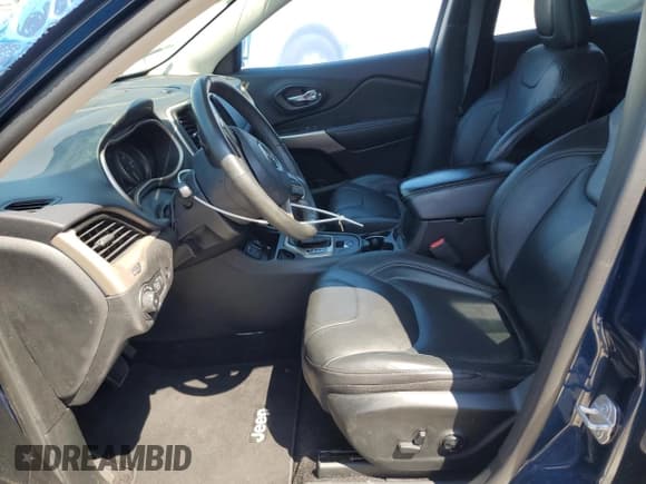 ✅ 2018 Jeep Cherokee Limited • VIN: 1C4PJLDB0JD563231 • Lot: 66444605. Listed on Copart with 50,990 mi. Free auction sales archive from the USA and detailed vehicle history report at DreamBid. Image 7.