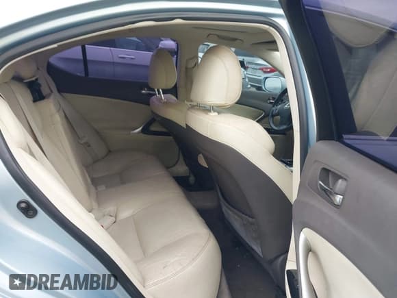 ✅ 2011 Lexus IS 250 • VIN: JTHBF5C26B5132072 • Lot: 41428954. Listed on IAAI with 158,335 mi. Free auction sales archive from the USA and detailed vehicle history report at DreamBid. Image 8.