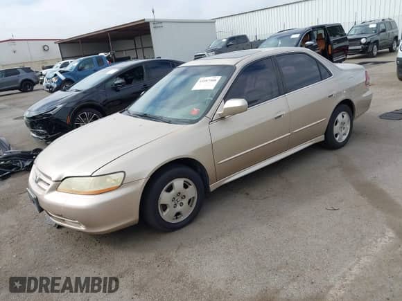 2002 Honda Accord EX с VIN 1HGCG16542A012653, выставлен на аукционе IAAI как лот 43387508 с пробегом 202 668 миль миль и . История ставок и продаж доступна на DreamBid. Изображение 2.
